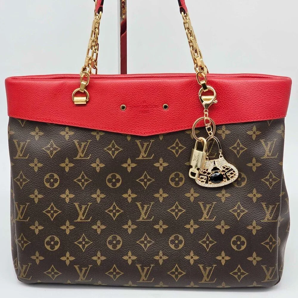 Louis Vuitton Gold Lock & Key 🔑 Authentic LV Unbranded Bag Keychain Charm